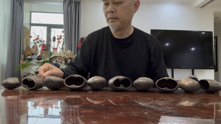 Nhạc cụ thang âm từ vỏ quả tự chế – Cách chơi sáng tạo của Triệu Hồng Tiêu