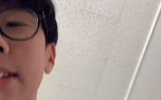 Looks like a nerd, oh wait.....