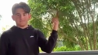 代入感很强，食指已经开始痛了