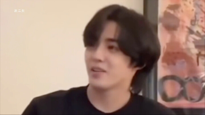 “SEVENTEEN” vẫn tiếp tục theo con đường học tập à?