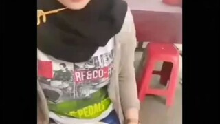 Banyk bgt cewenya, tpi sayang . . .