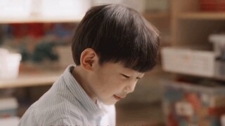 "Di kelas azalea kami, guru Li Sunying adalah orang yang paling cantik"