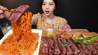 SUB)스파게티컵라면 라면볶이에 스테이크 먹방! 편의점과 레스토랑의 퓨전조합🍜🥩 리얼사운드 Spaghetti Noodles & Beef Steak Mukbang Asmr