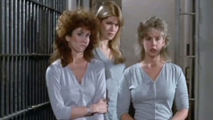 Nhà tù nữ hỗn loạn, tràn ngập tuyệt vọng vô tận, bản chất đen tối của con người được đẩy lên đến cực