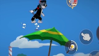 Tom and Jerry mobile game: The attack distance is not enough, so use a pan to make the mice so naugh