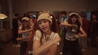 NewJeans OMG MV Performance version 1