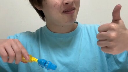 Review hài hước: Bạn vui là tôi cũng vui.