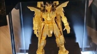 亮瞎了！老凤祥黄金自由高达实物曝光