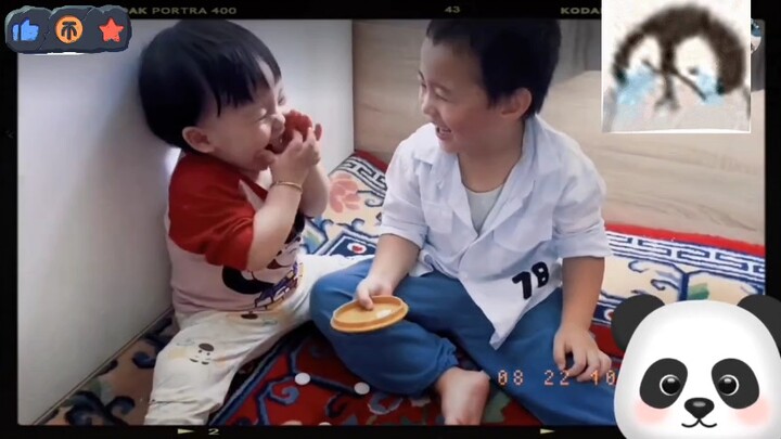 Ini video bayi gemuk yang belum pernah dilihat sebelumnya, si kecil Ao-Ao terlihat sangat bahagia sa