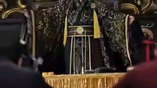 เซียวเทียนลู่ข้ามมิติอยู่ในร่างคนปัญญาอ่อน