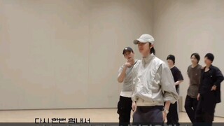 【徐明浩】THUNDER，练习室花絮版，道兼米不要调戏我们明浩，我们明浩可是大猛男