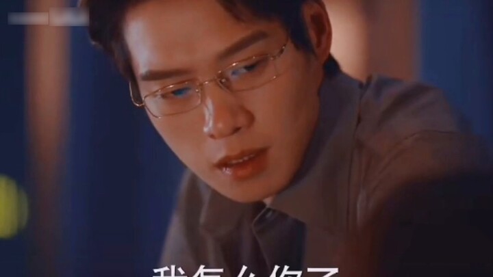 Mạnh Ngạn Thần, chỉ cần liếc mắt là có thể thấy rõ đối phương đang làm gì.