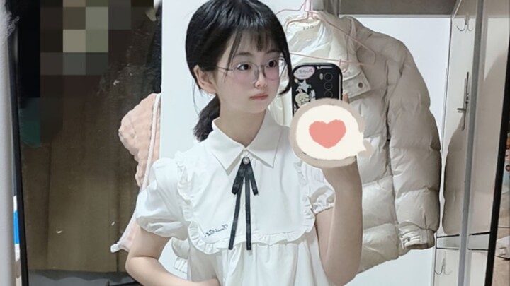 Thời trẻ chẳng biết bạn cùng bàn tốt ra sao, cứ ngỡ ánh trăng là báu vật.