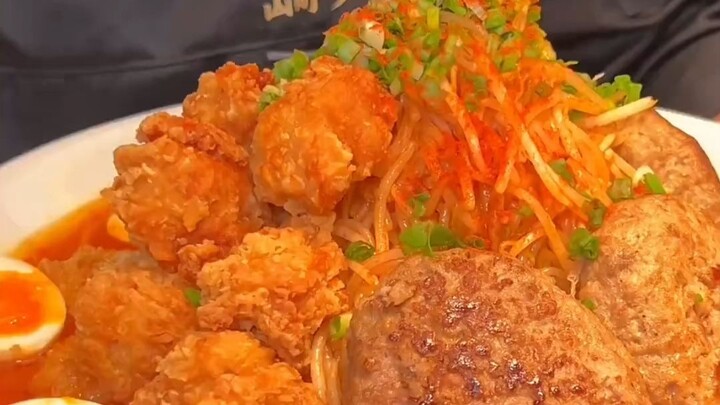 ท้าทายบะหมี่ซูเปอร์แกรนด์สแลม 15 จิน! กินหมดแล้วจะได้รับรางวัลสำเร็จหรือไม่? แท้จริงแล้ว~
