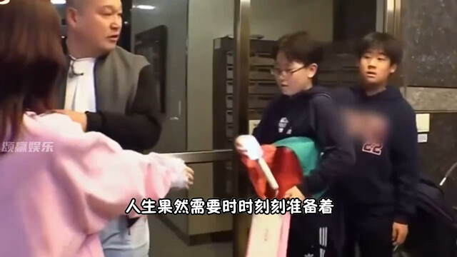 Alright! From now on, I’ll definitely bring all my idol’s stuff whenever I go out!!!
