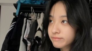 Akun kecilnya ada di sini~ Saudari Chou Lian dan Xiao Bai sedang membuat vlog~