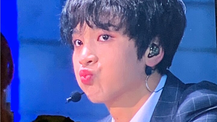 นี่มันน่ารักเกินกว่ามนุษย์จะทนไหวแล้ว ฮือๆๆ (แคนชนะต์127)