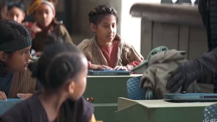 ทารกต่างดาวตัวนี้ขี้กินมาก ทั้งยังหน้าตาแย่แต่น่ารัก ชื่อซีรีส์ว่า The Mandalorian