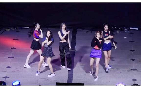 Yeji's rap is perfect😝 ITZY 10.6 school celebration