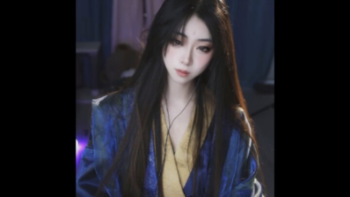 Now you don’t look like a cross-dressing guy anymore—you look like a male concubine!