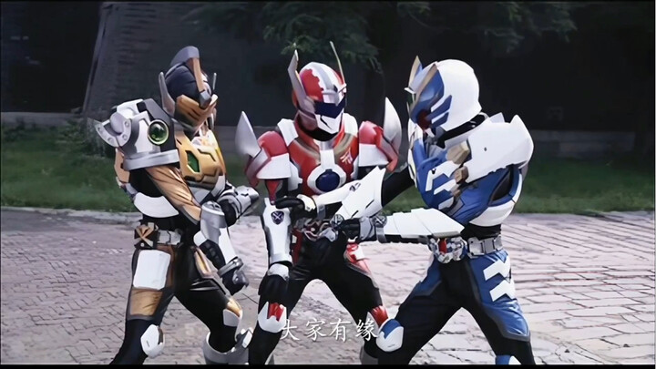 Lufa used the assembly order to let the three captains fight against the armored team.