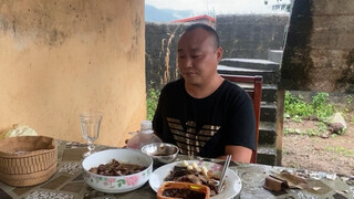 Today is the traditional Qixi Festival. Wishing everyone a happy Qixi—may those in love be together!