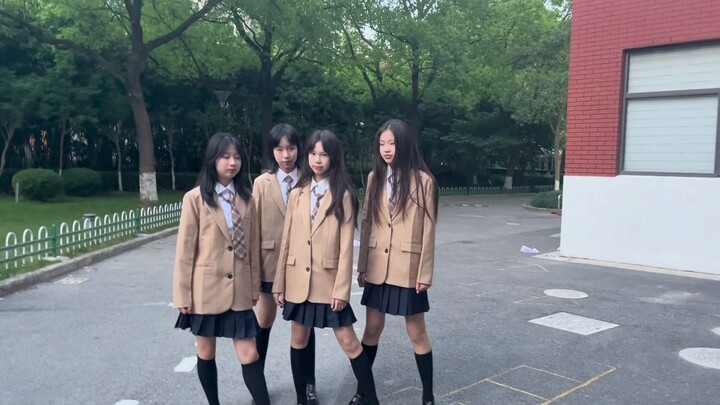 The 18th Student Art Festival of Shanghai Jinchai Experimental Middle School. Grade 7 Class 12's rev