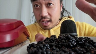 ASMR BLACKBERRIES (EATING SOUNDS & TELEPHONE SOUNDS) (1)
