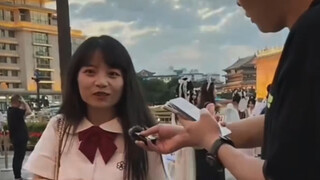 Seperti untuk gadis itu