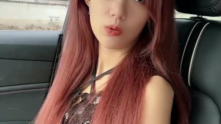 เรื่องขำๆ ในชีวิตประจำวันของสาวตลกที่ถูกฟ้าเลือก