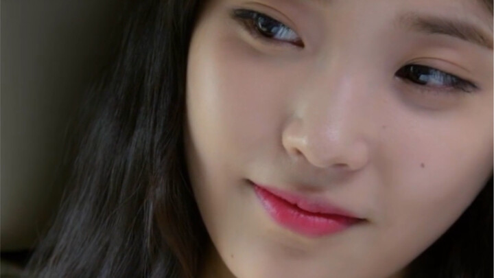 ไม่คิดเลยว่า iu ก็ชอบดูหนุ่มหล่อเช่นกัน