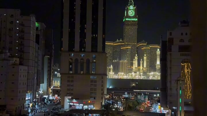 thunder in clock tower