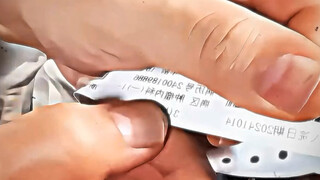 社会是冰冷无情的，即使人们都生活在这种环境里，但也不妨有些人依旧拥有着一颗炽热的心