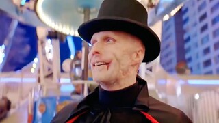 他在万圣节扮鬼，只为了做一天普通人