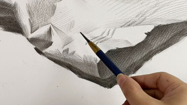 [Bài vẽ tĩnh vật] Cách vẽ báo chí