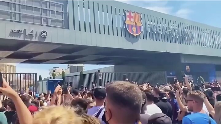 Sau khi Messi vô địch World Cup, Barcelona trở thành bên thua cuộc lớn nhất