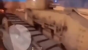 Tank: Gak bisa, deng meong meong!