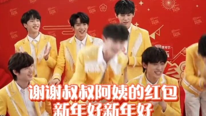 Cười vỡ bụng haha哈哈哈, đây chính là sự khác biệt giữa nhóm nhạc nam và nhóm nhạc nữ sao? THE9 – Thời 