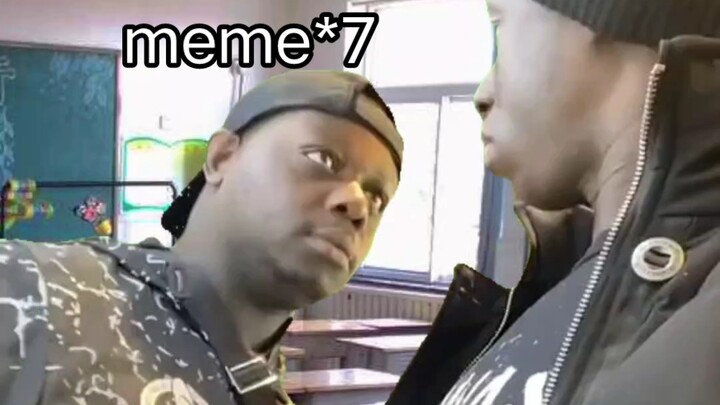 Khi tôi thấy cây bút mình đã vứt đi lại xuất hiện trong tay người khác *meme7*