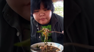 ก๋วยเตี๋ยวหมูกินอย่างเดียว