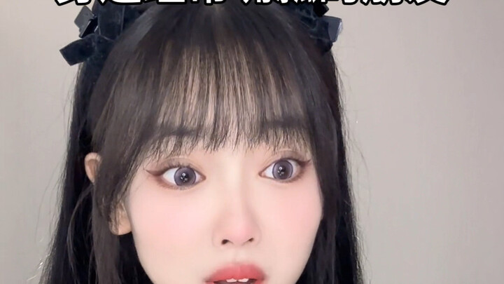 Bạn tôi nói nhầm, còn tôi thì toát mồ hôi đầm đìa.