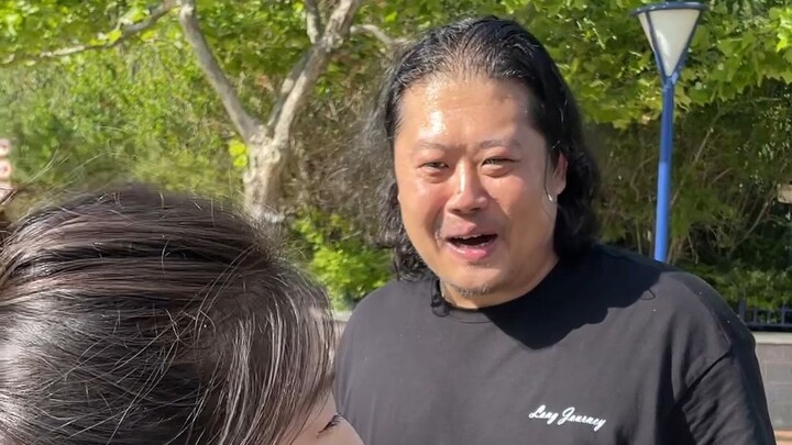 พาแฟนๆ เที่ยวสวนสนุกเต็มวัน