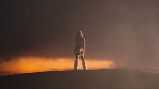 【史诗翻拍】是谁淋雨跑去沙丘拍了Like Jennie?