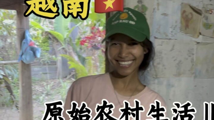 16-year-old Vietnamese sister takes me to her home.
