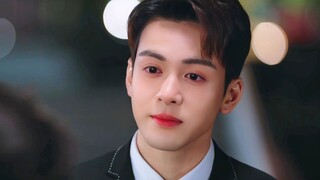 “难道我去年演顶级霸总的时候你们没上桌啊？”