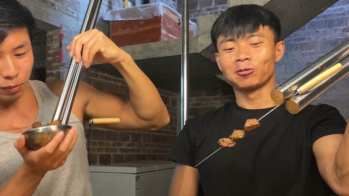 This barbecue is so satisfying to eat! #Barbecue #Food #SoDelicious #OhMyGodSoFragrant
