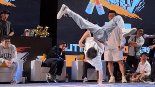 超强实力少年 这波操作 太强了吧