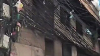 男子曾是高级电工，结果看到尼泊尔的线路后震惊了...