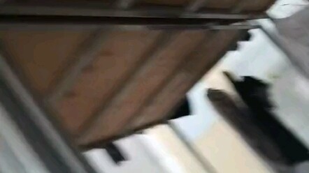 على أي حال، زميلي في الغرفة لا يلعب على منصة بيتشين، هيهيهي، أخيرًا دوري قادم قريبًا جدًا!