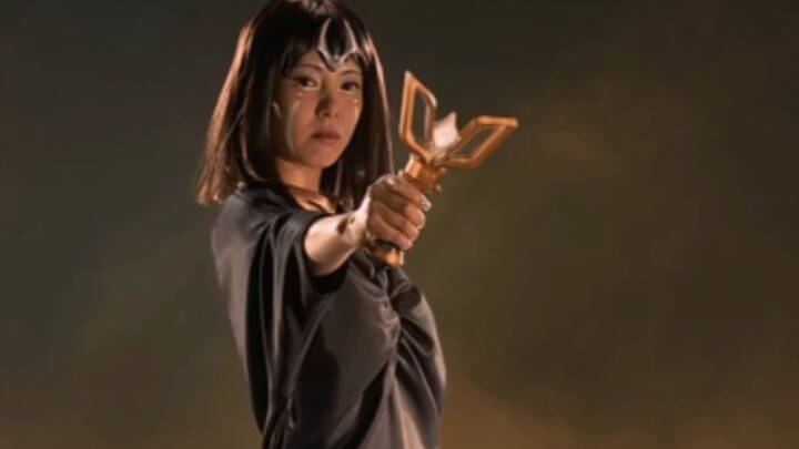 Koleksi tubuh manusia wanita Ultraman!